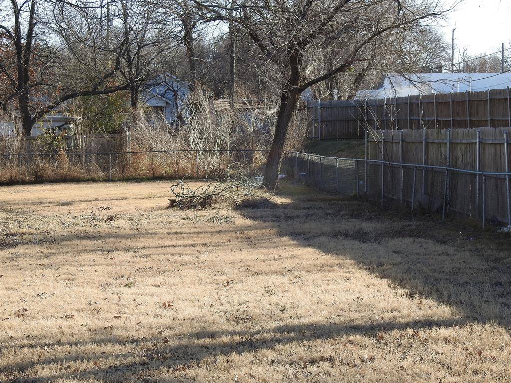 Sherman, TX 75092,410 W Fairview Street