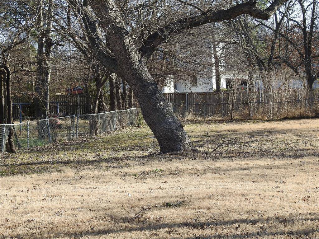 Sherman, TX 75092,410 W Fairview Street