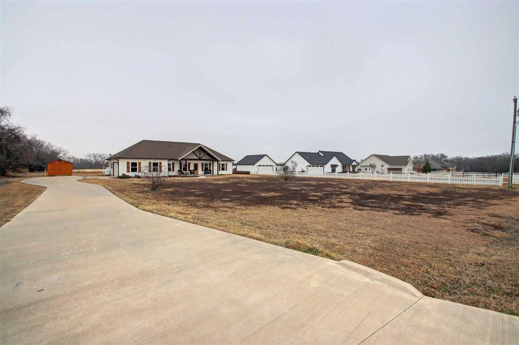 Grandview, TX 76050,6031 County Road 401