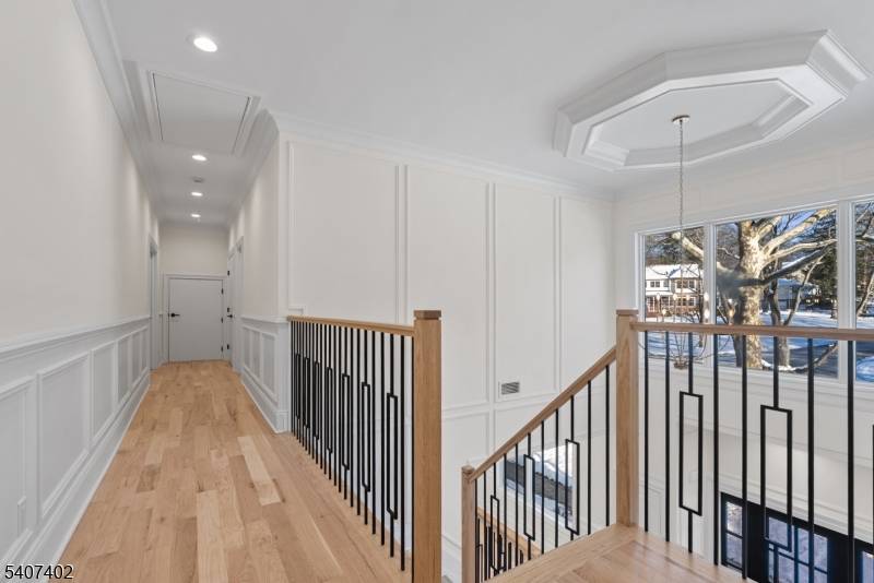 Livingston Twp., NJ 07039,17 Penwood Rd