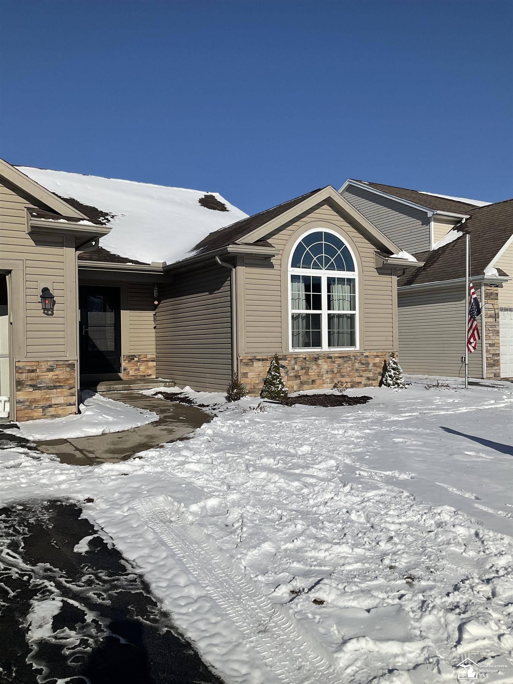 Temperance, MI 48182,398 Somerset LN