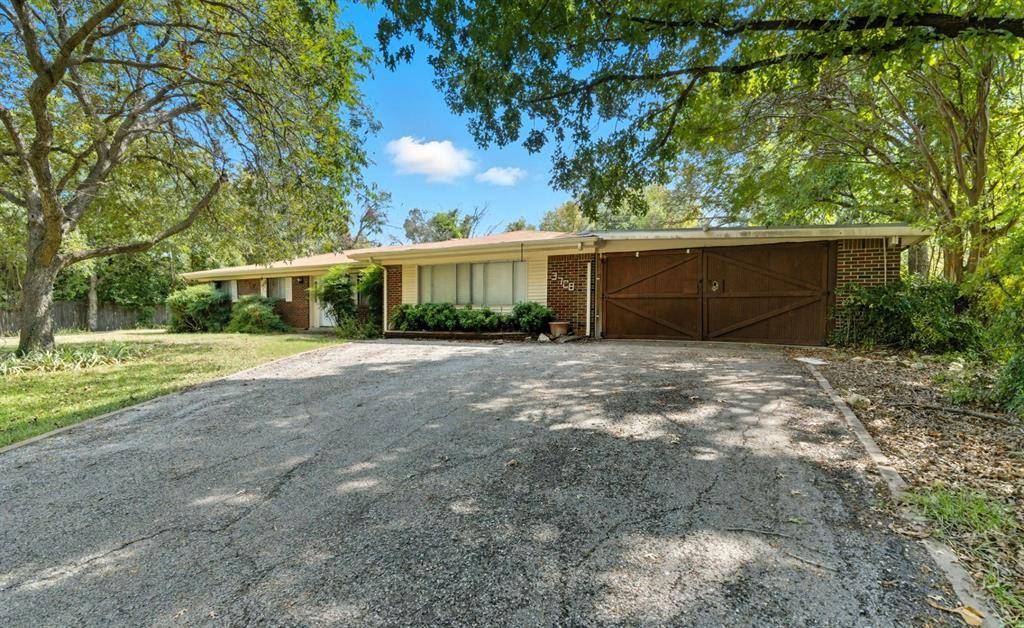 Weatherford, TX 76087,3708 Oak Park Drive #A