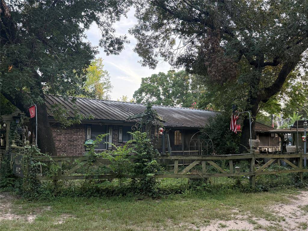 Van, TX 75790,412 S Birch