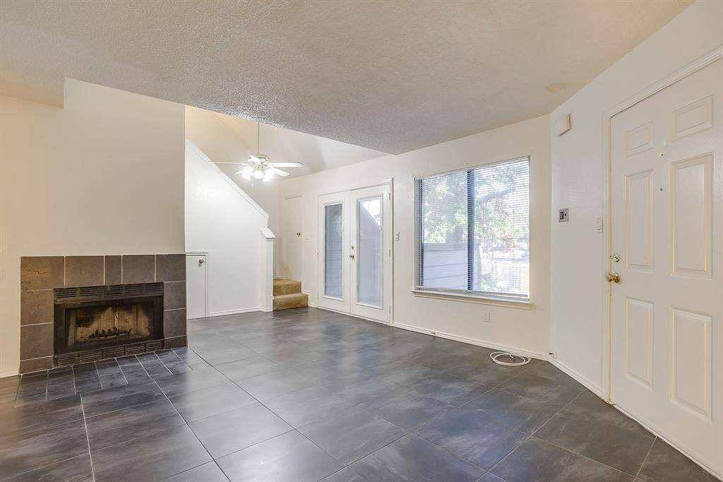 Arlington, TX 76006,2300 Bamboo Drive #N207