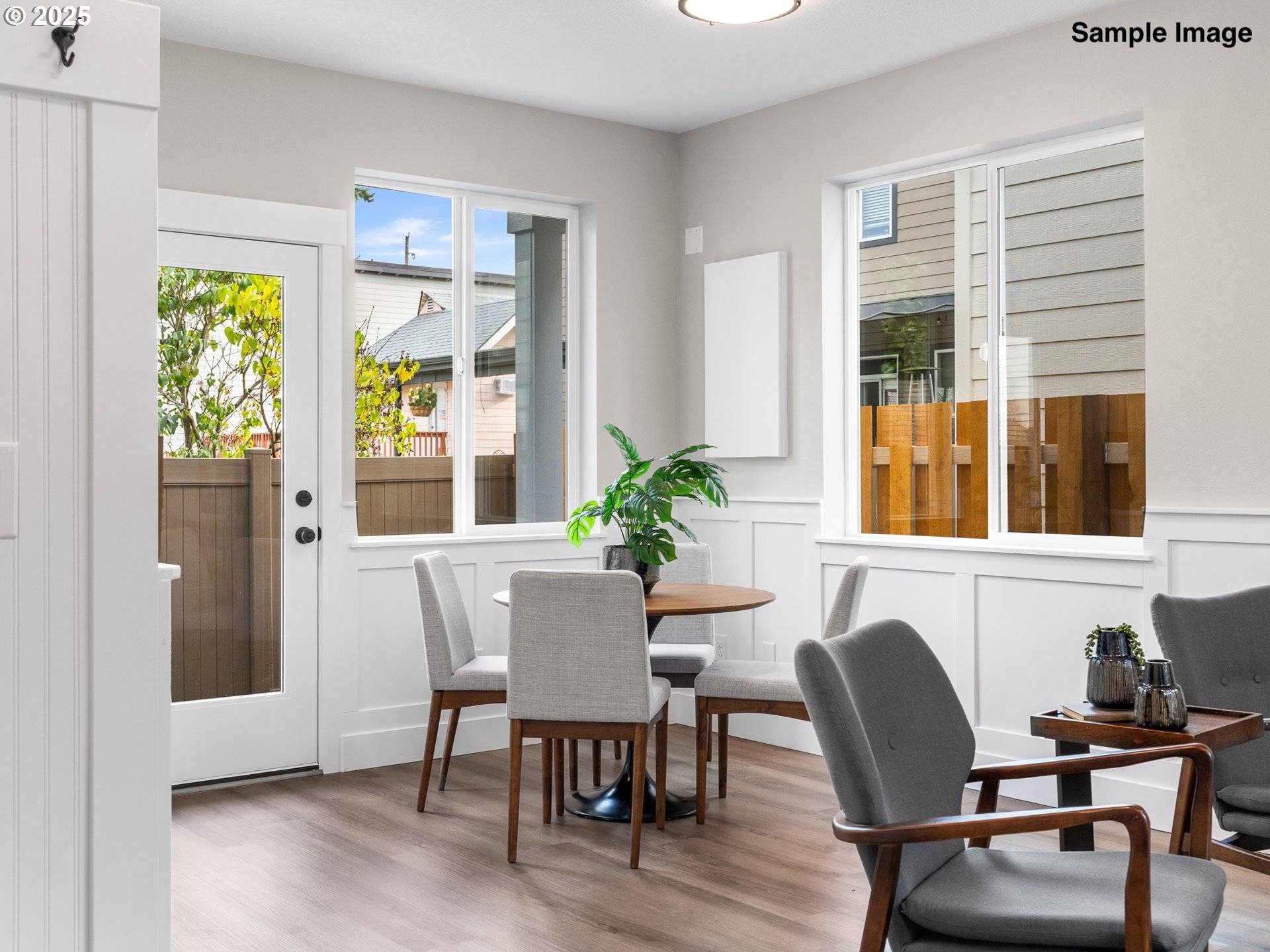 7468 N Polk AVE, Portland, OR 97203