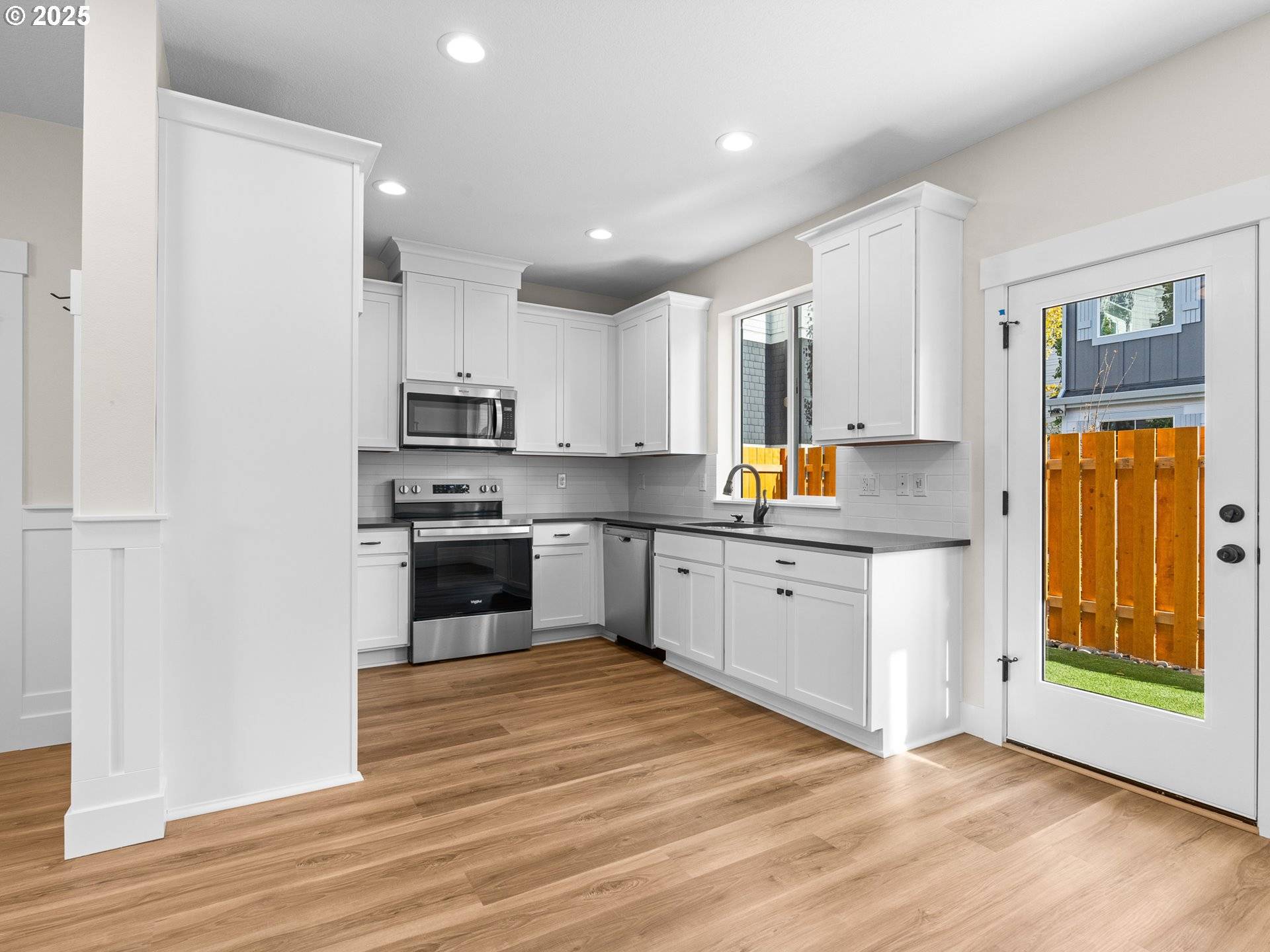 7468 N Polk AVE, Portland, OR 97203