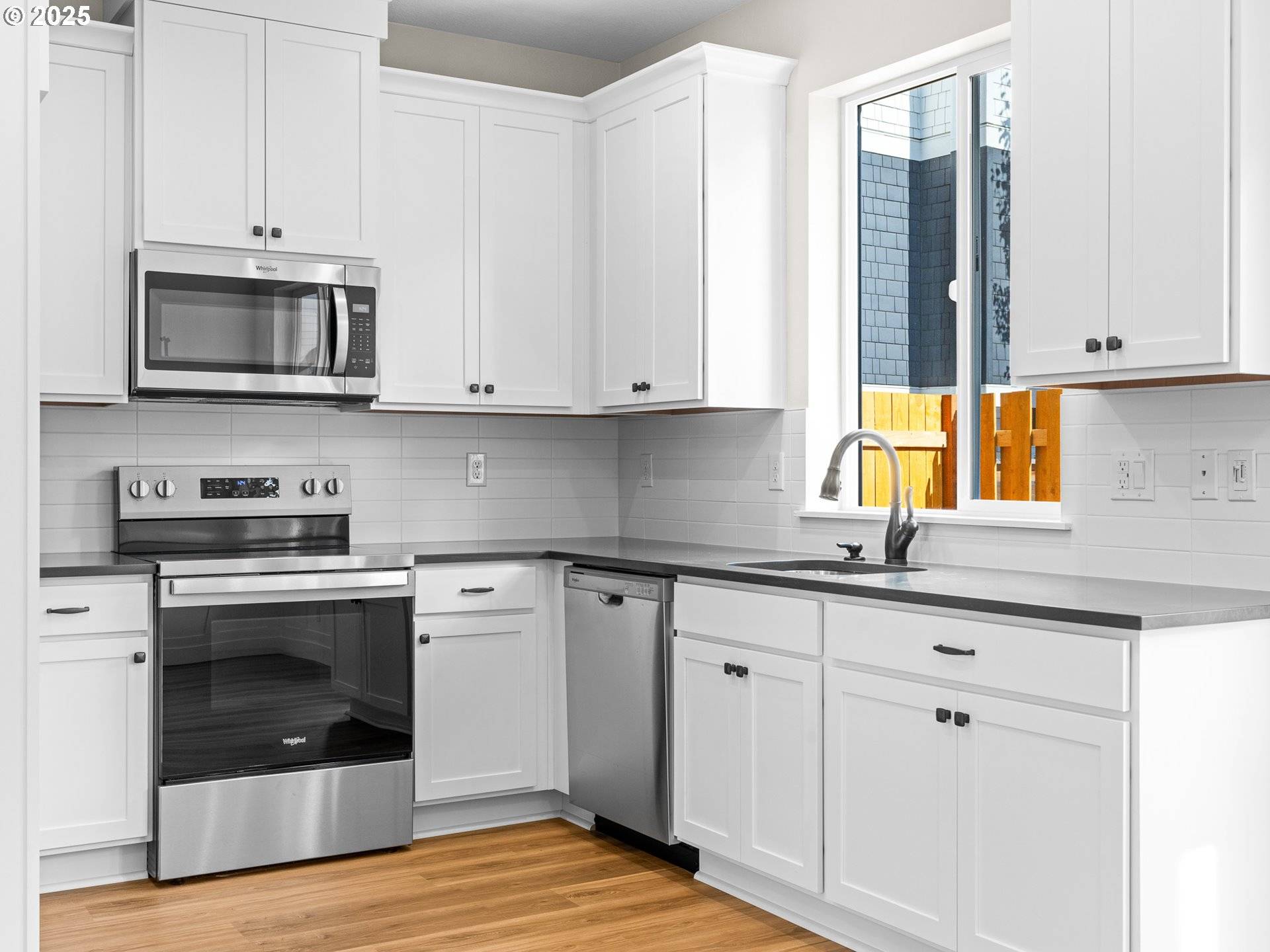 7468 N Polk AVE, Portland, OR 97203