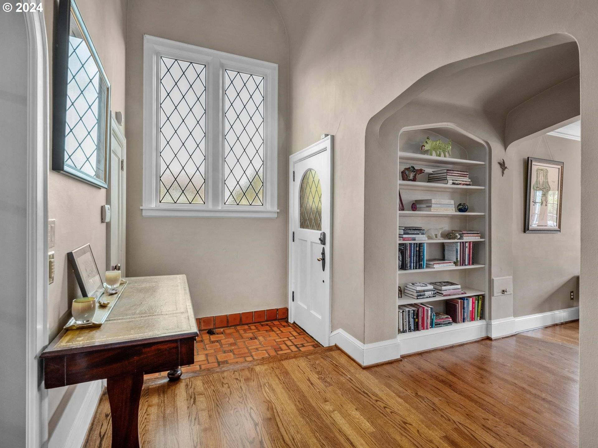 Portland, OR 97210,758 NW POWHATAN TER