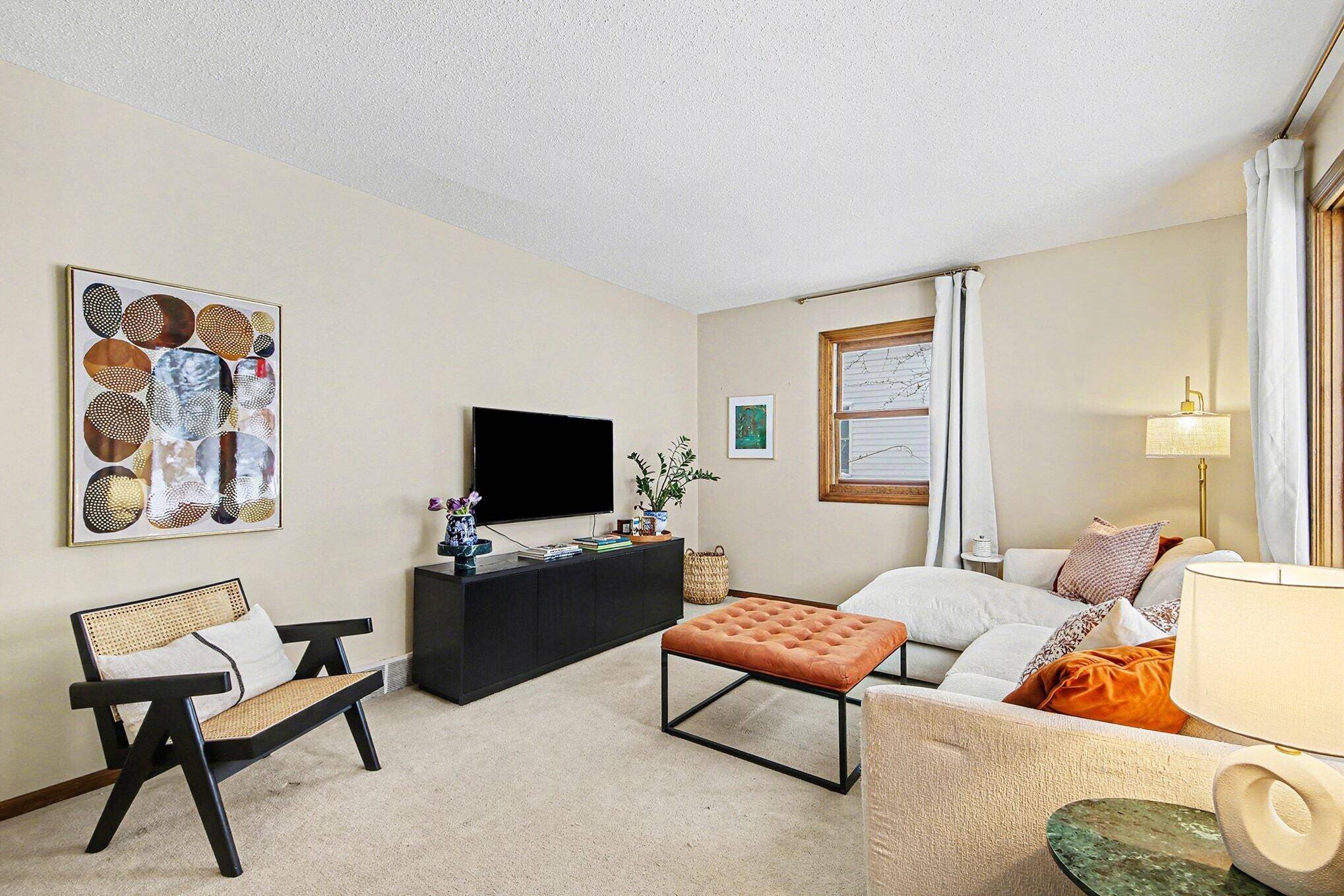 Grand Rapids, MI 49504,700 Oakhurst AVE NW