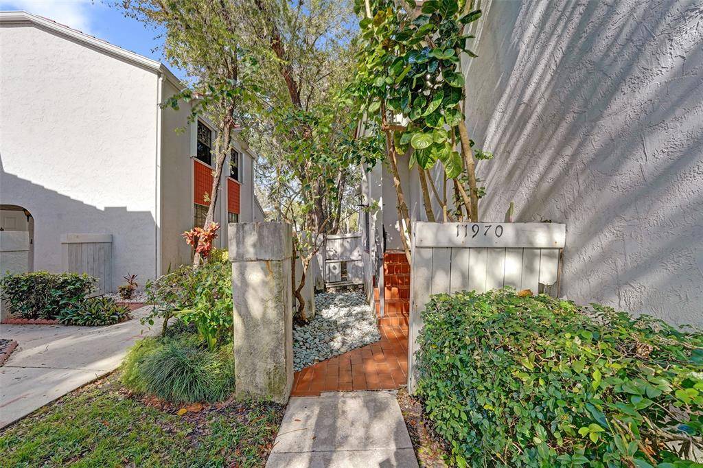 Pembroke Pines, FL 33026,11970 NW 11th St #11970