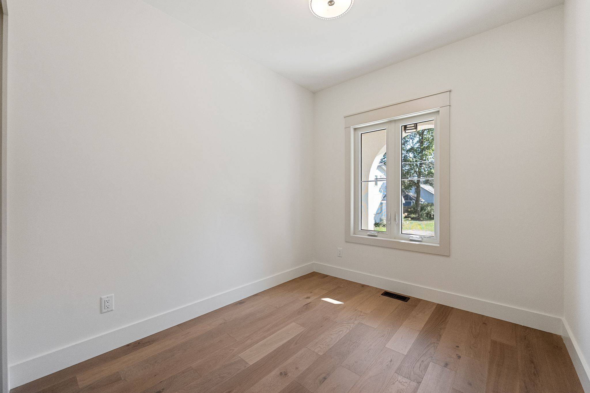 Fort Erie, ON L0S 1B0,4058 GLENSPRING RD