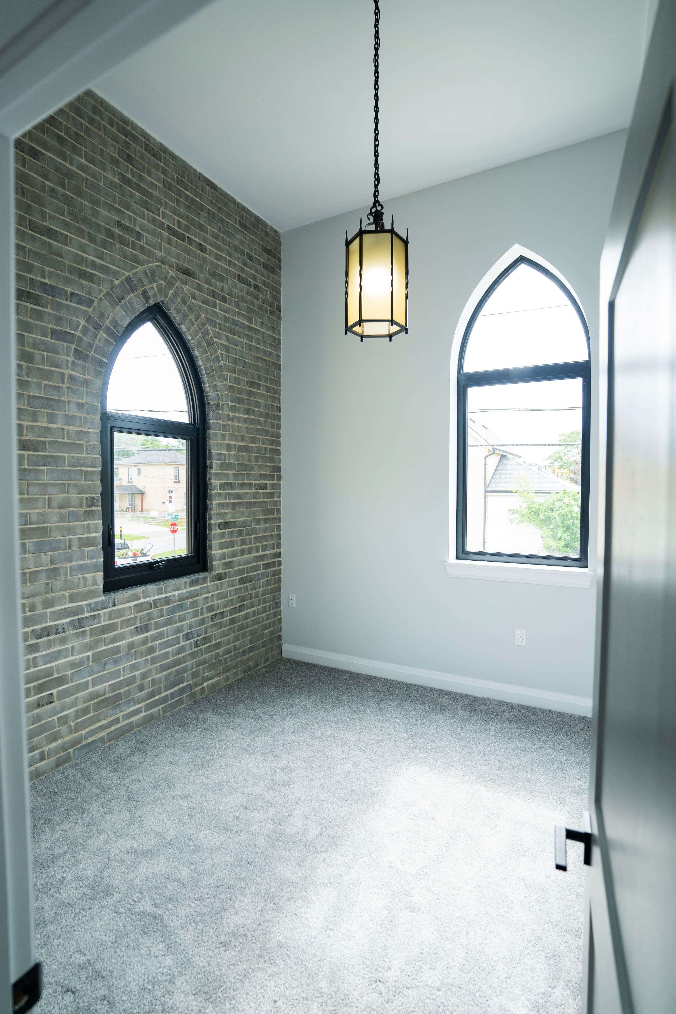 Brantford, ON N3S 5A5,130 Elgin ST #6