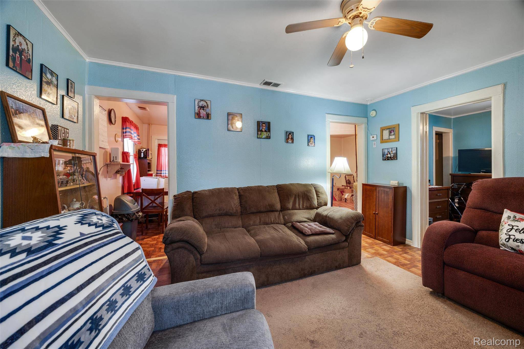 Romulus, MI 48174,37521 Van Petten ST