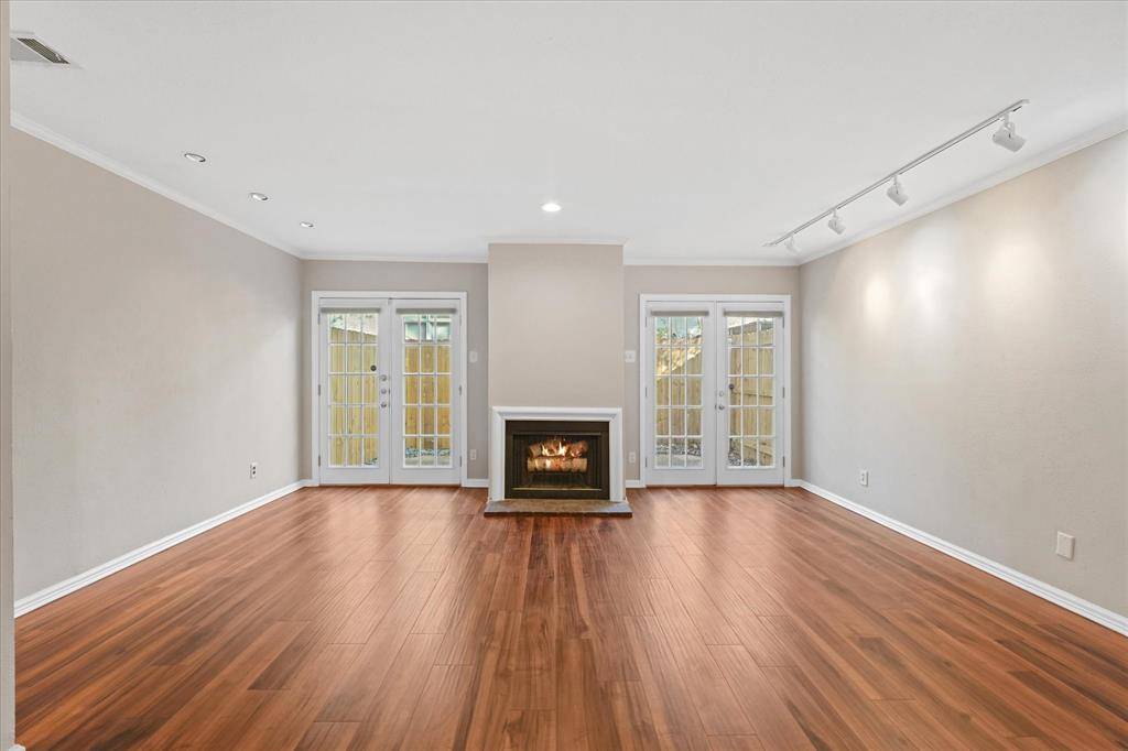 Dallas, TX 75205,4409 Travis Street #L