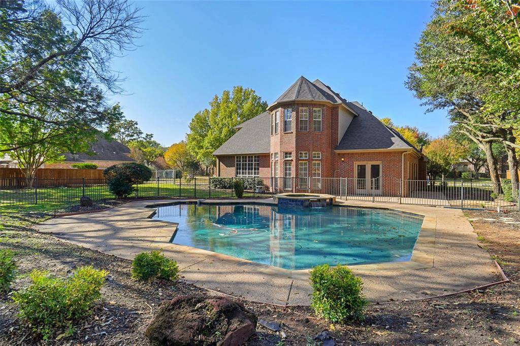 Southlake, TX 76092,1917 Cresson Drive