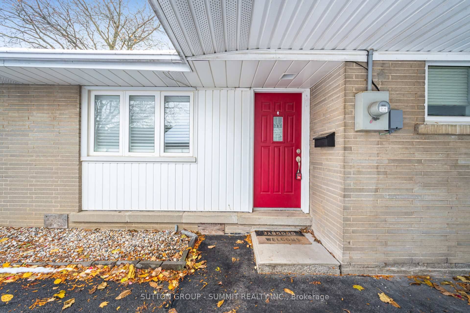 Mississauga, ON L5M 1B3,25 SORA DR