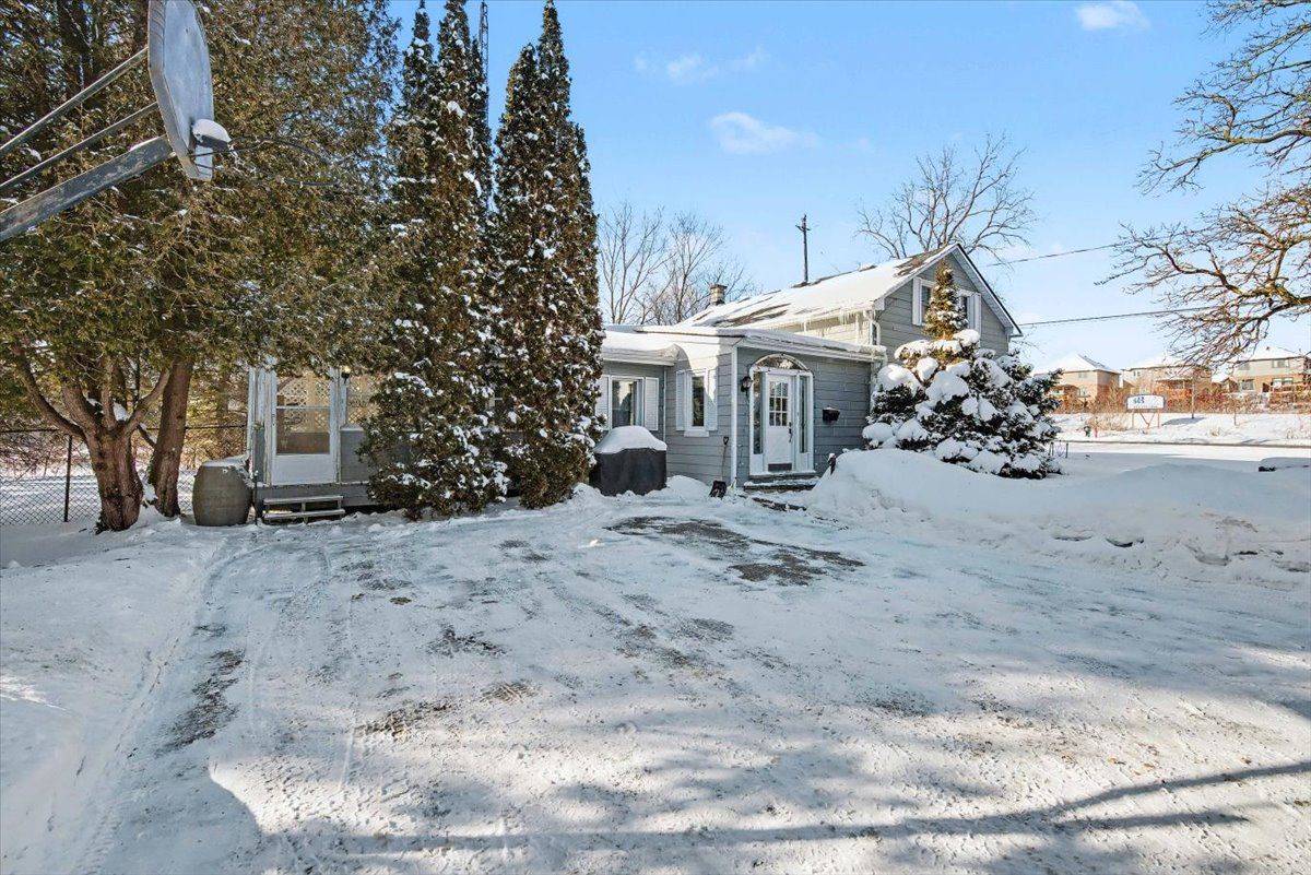 Kitchener, ON N2P 2N9,687 New Dundee RD