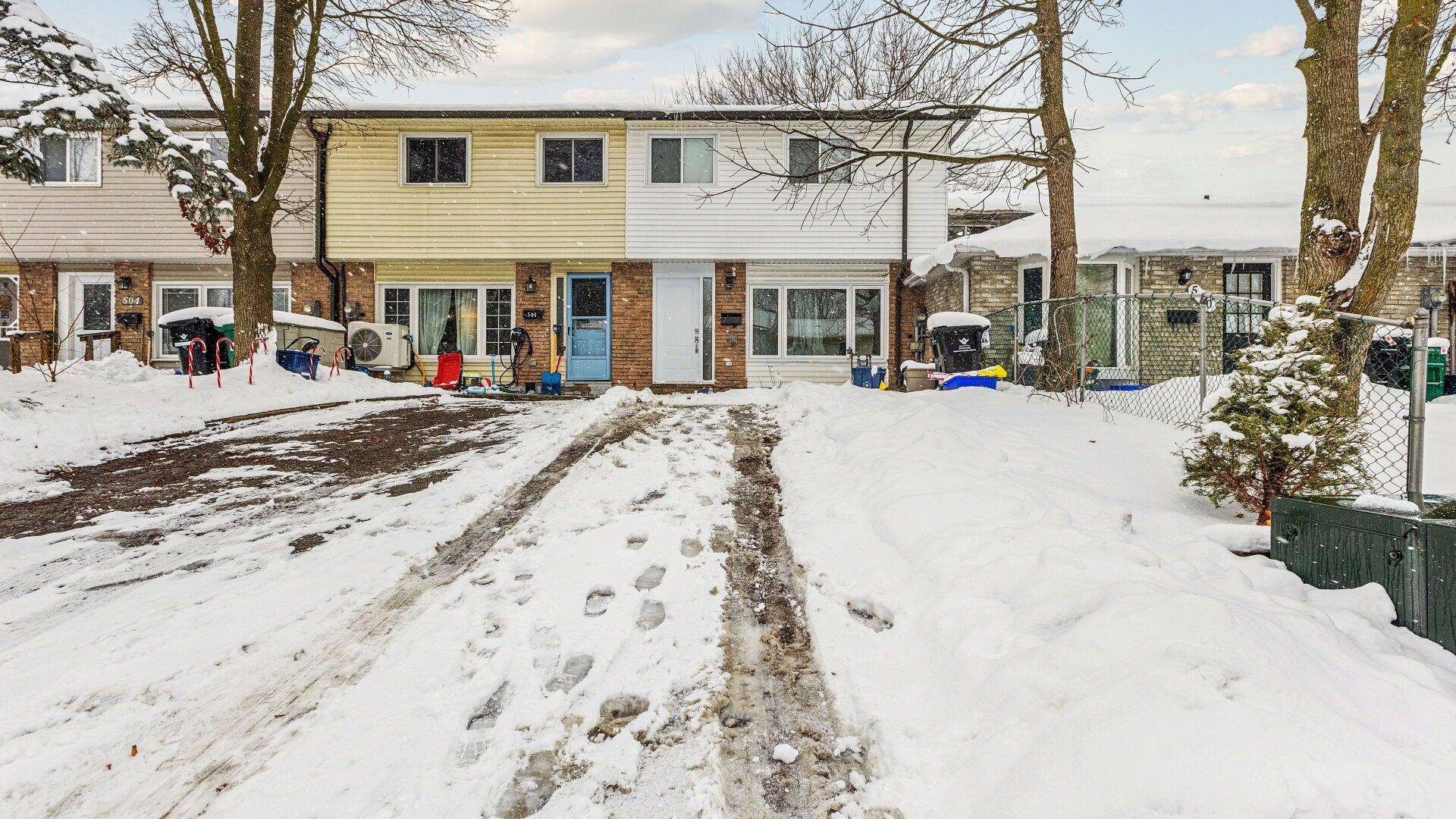 Cambridge, ON N3H 4X7,508 Parkview CRES
