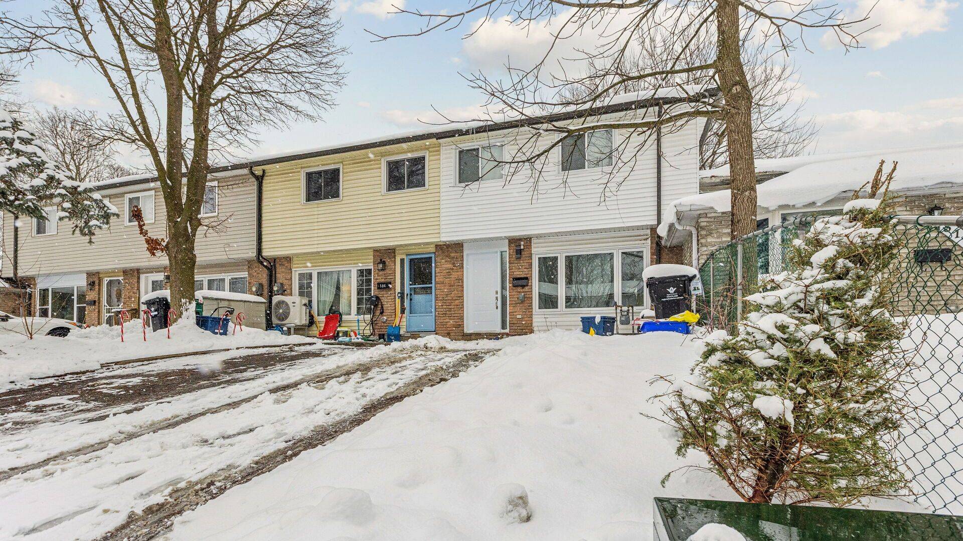 Cambridge, ON N3H 4X7,508 Parkview CRES