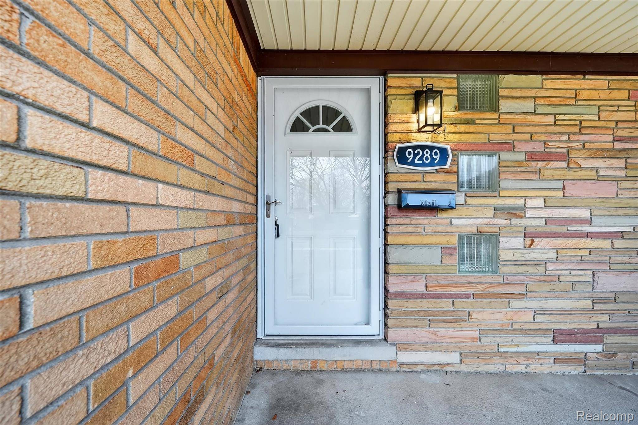 Redford, MI 48239,9289 Marion CRES