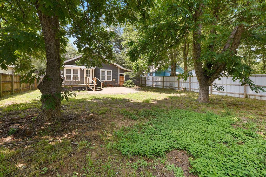 Jacksonville, TX 75766,717 Nacogdoches Street