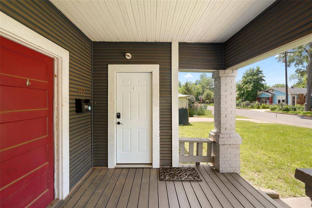 Jacksonville, TX 75766,717 Nacogdoches Street