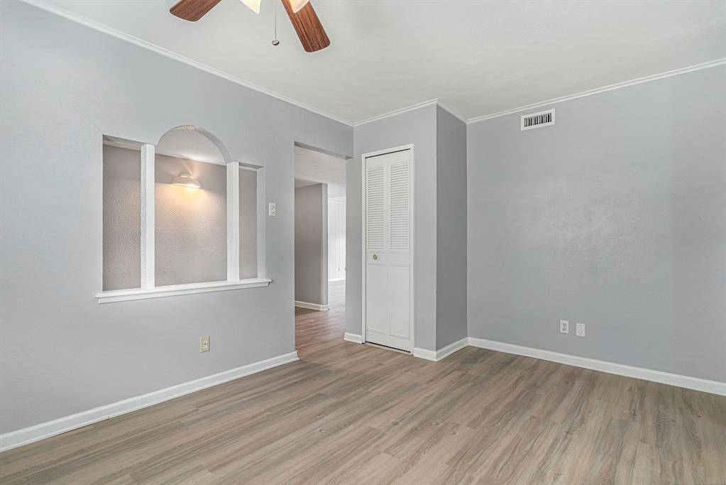 1822 Chamberlain Drive, Carrollton, TX 75007