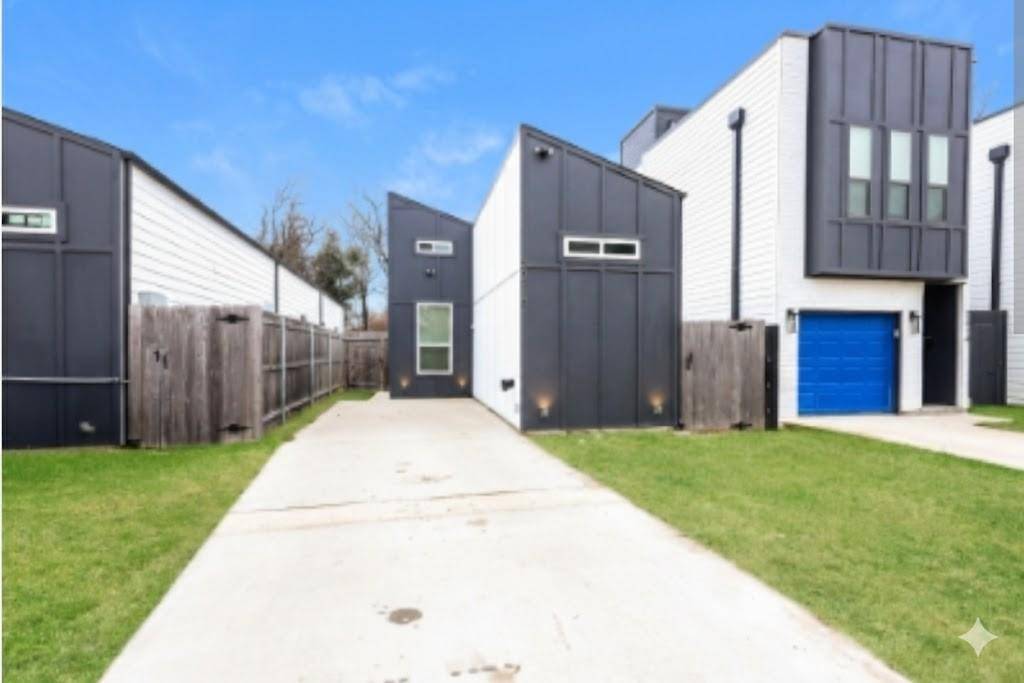 Dallas, TX 75215,2216 Dyson Street