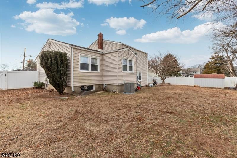 South Plainfield Boro, NJ 07080,19 Lonsdale Dr