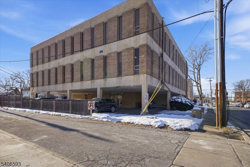 Springfield Twp., NJ 07081,99 Morris Ave Unit 102