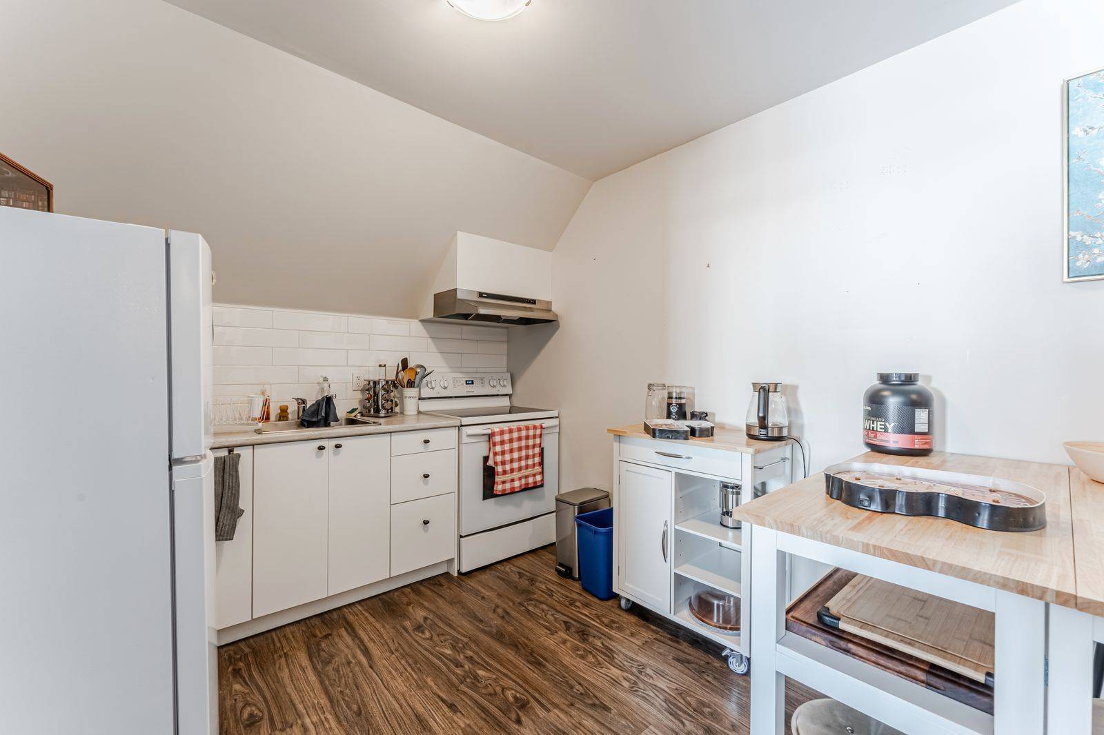 Barrie, ON L4N 1T9,42 Toronto ST #5