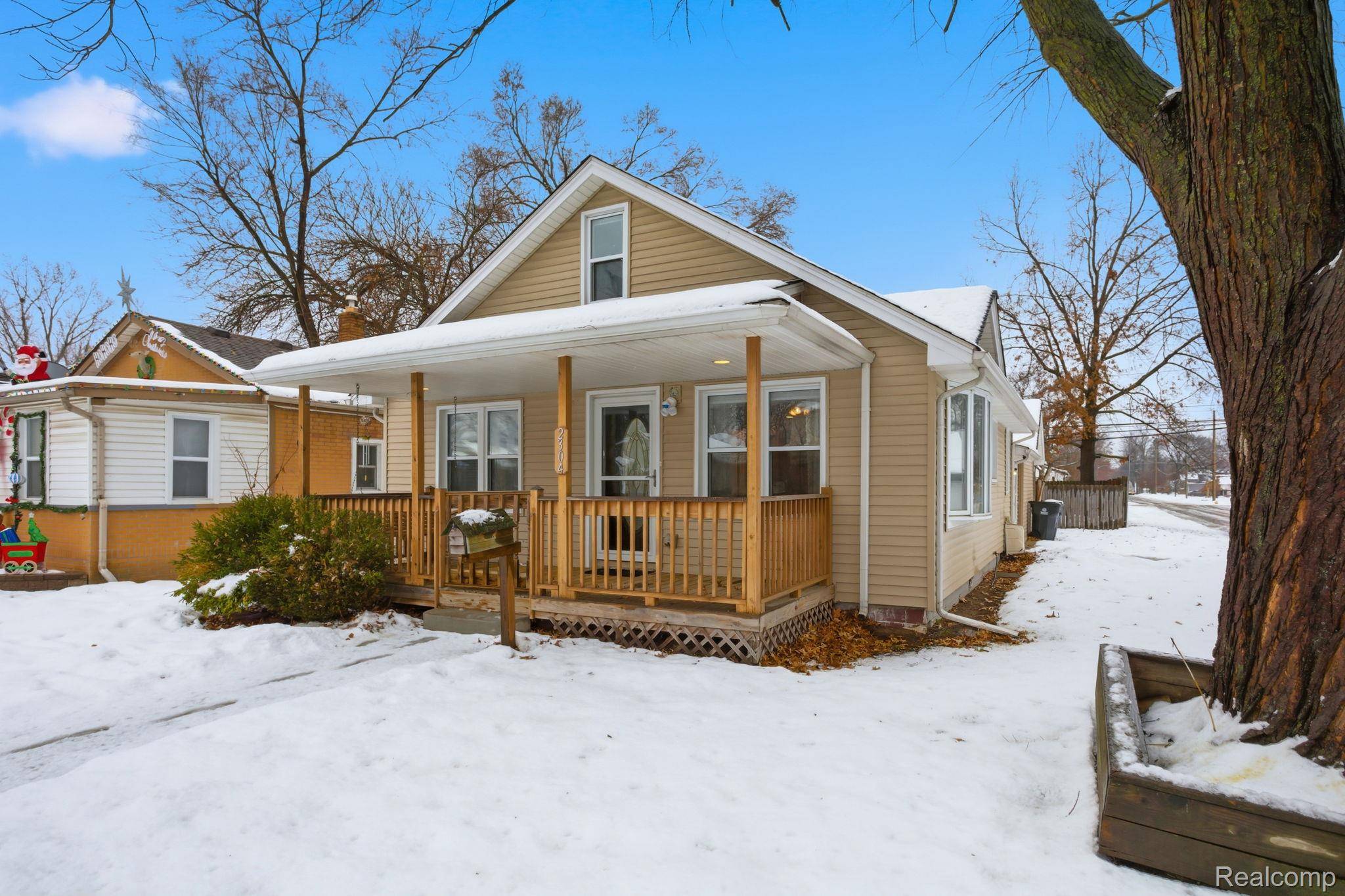 Westland, MI 48186,2304 2nd St ST