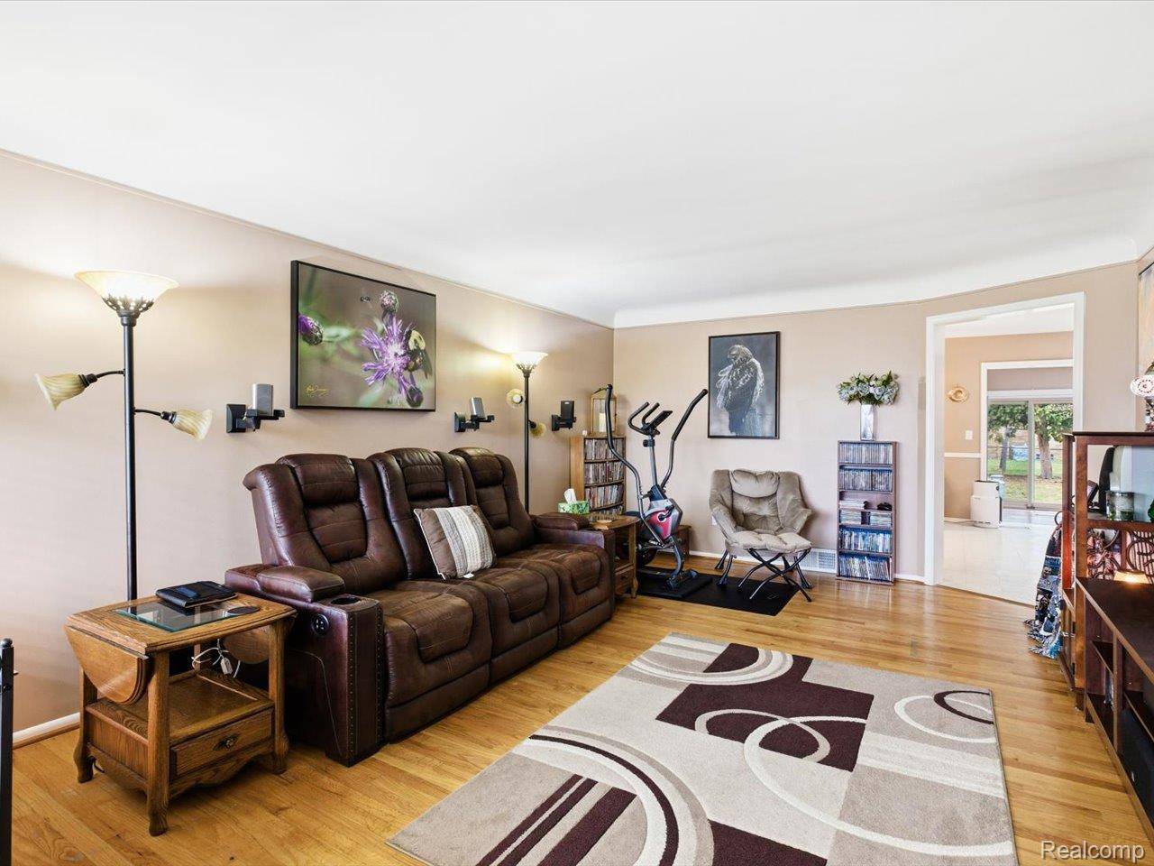 Warren, MI 48093,31327 Wellston DR