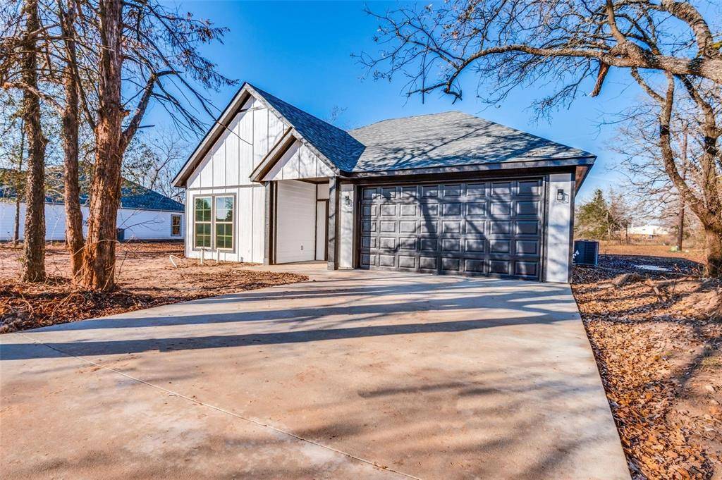 Seven Points, TX 75143,420 Kelly Lane