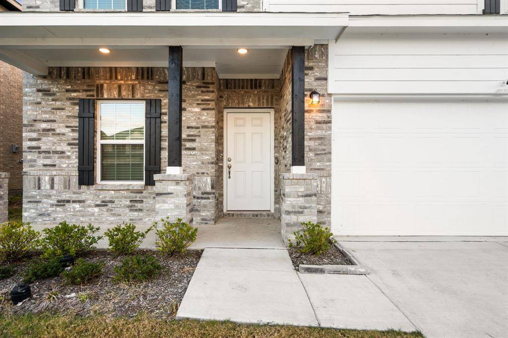 Forney, TX 75126,2408 Lundy Canyon Street