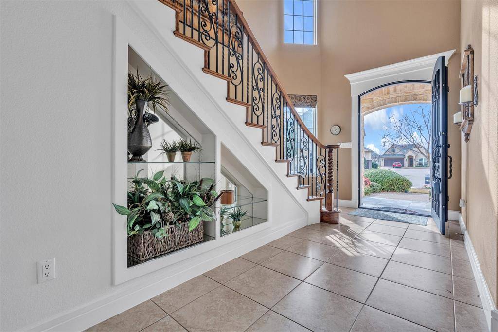 Granbury, TX 76048,2400 Vineyard Drive