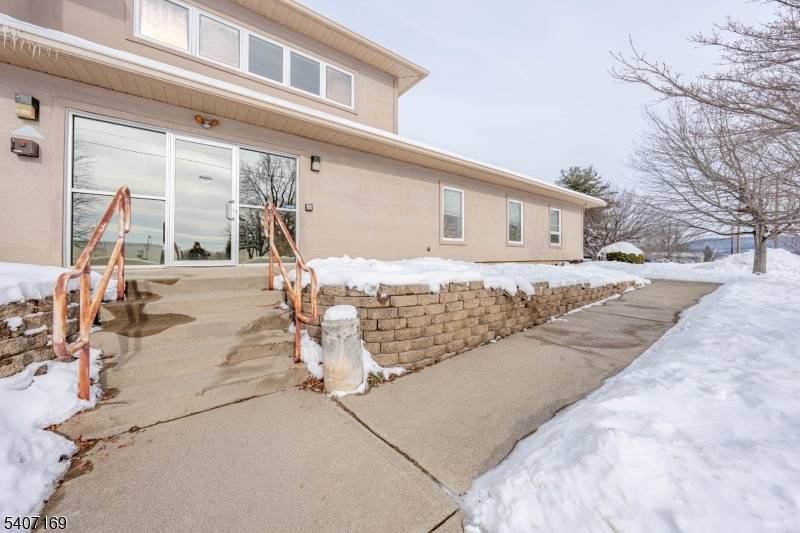 Lopatcong Twp., NJ 08865,1000 Coventry Dr