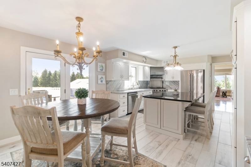 Tewksbury Twp., NJ 07830,11 Beavers Rd