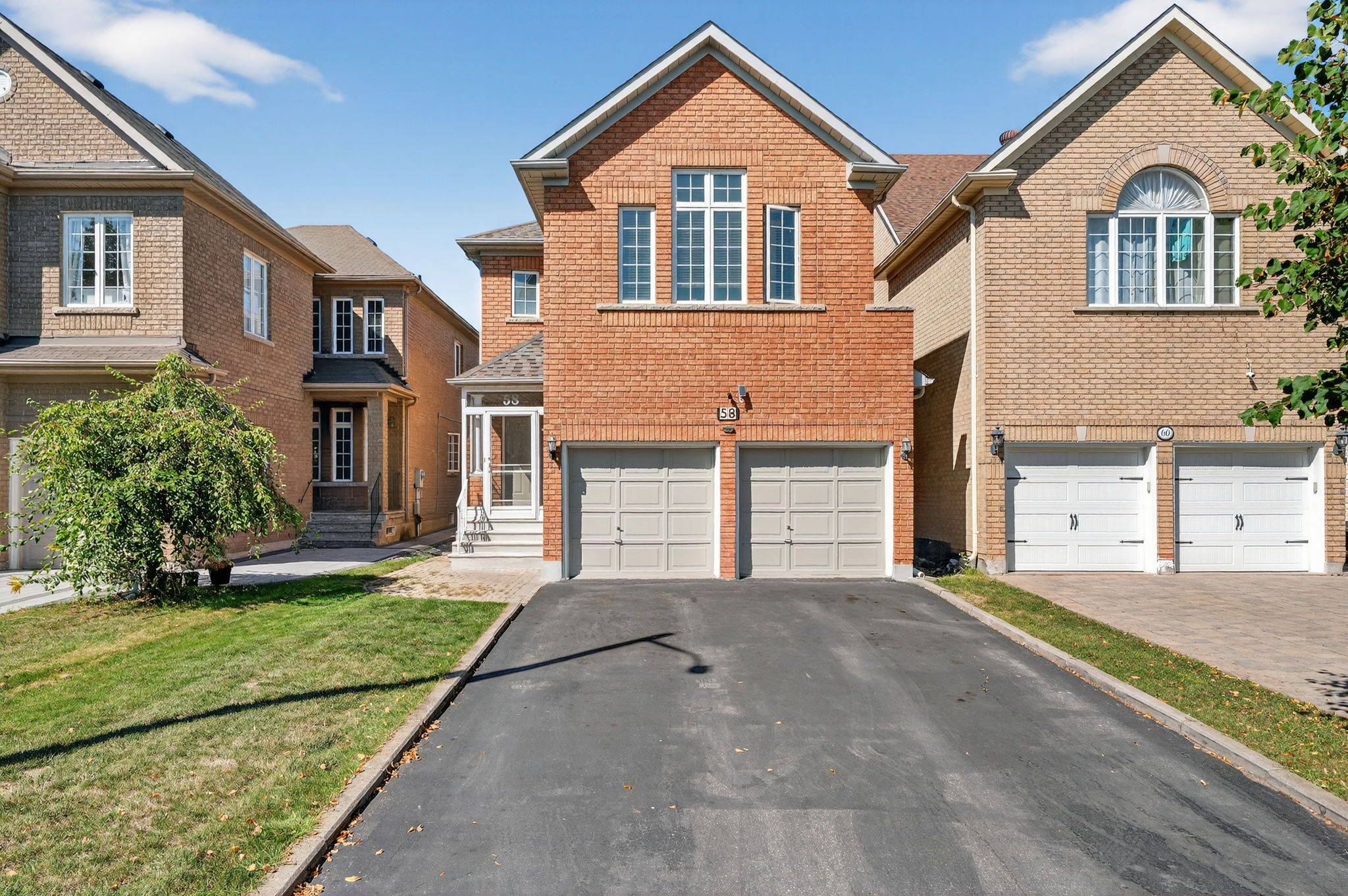 Richmond Hill, ON L4S 1Y5,58 Golden Oak AVE