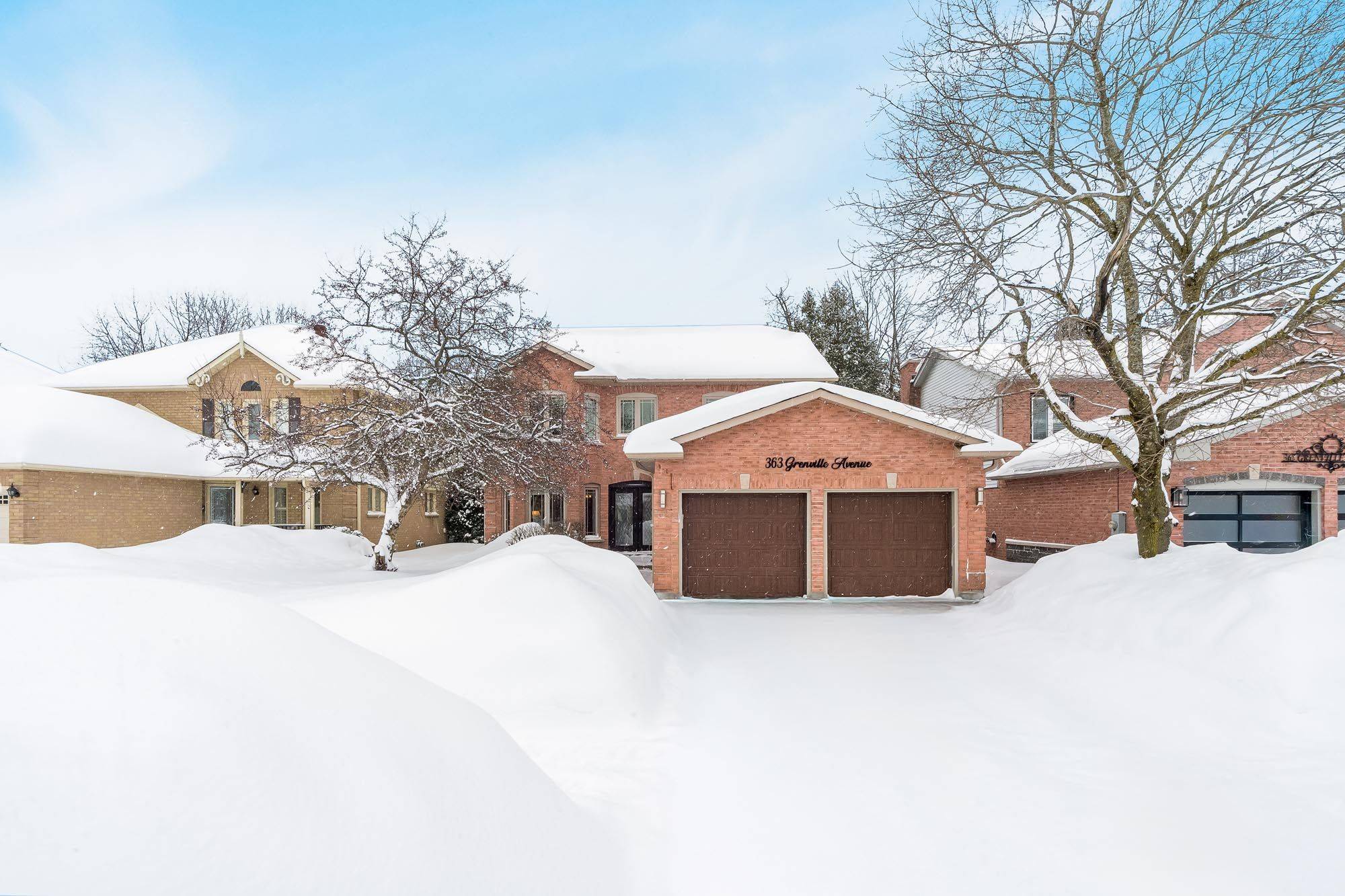 Orillia, ON L3V 7P7,363 Grenville AVE