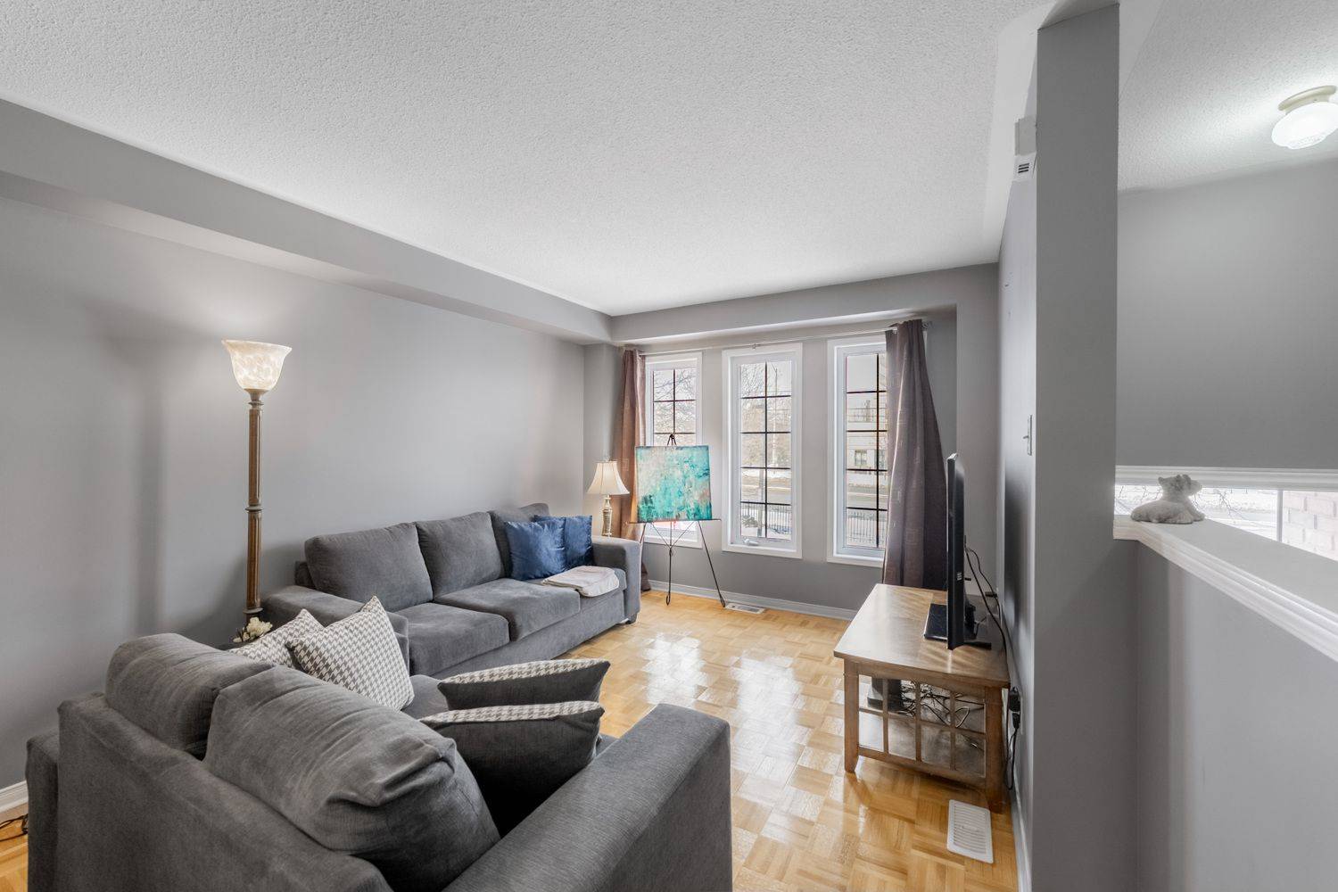 Mississauga, ON L4Z 4J4,4950 Albina WAY #28