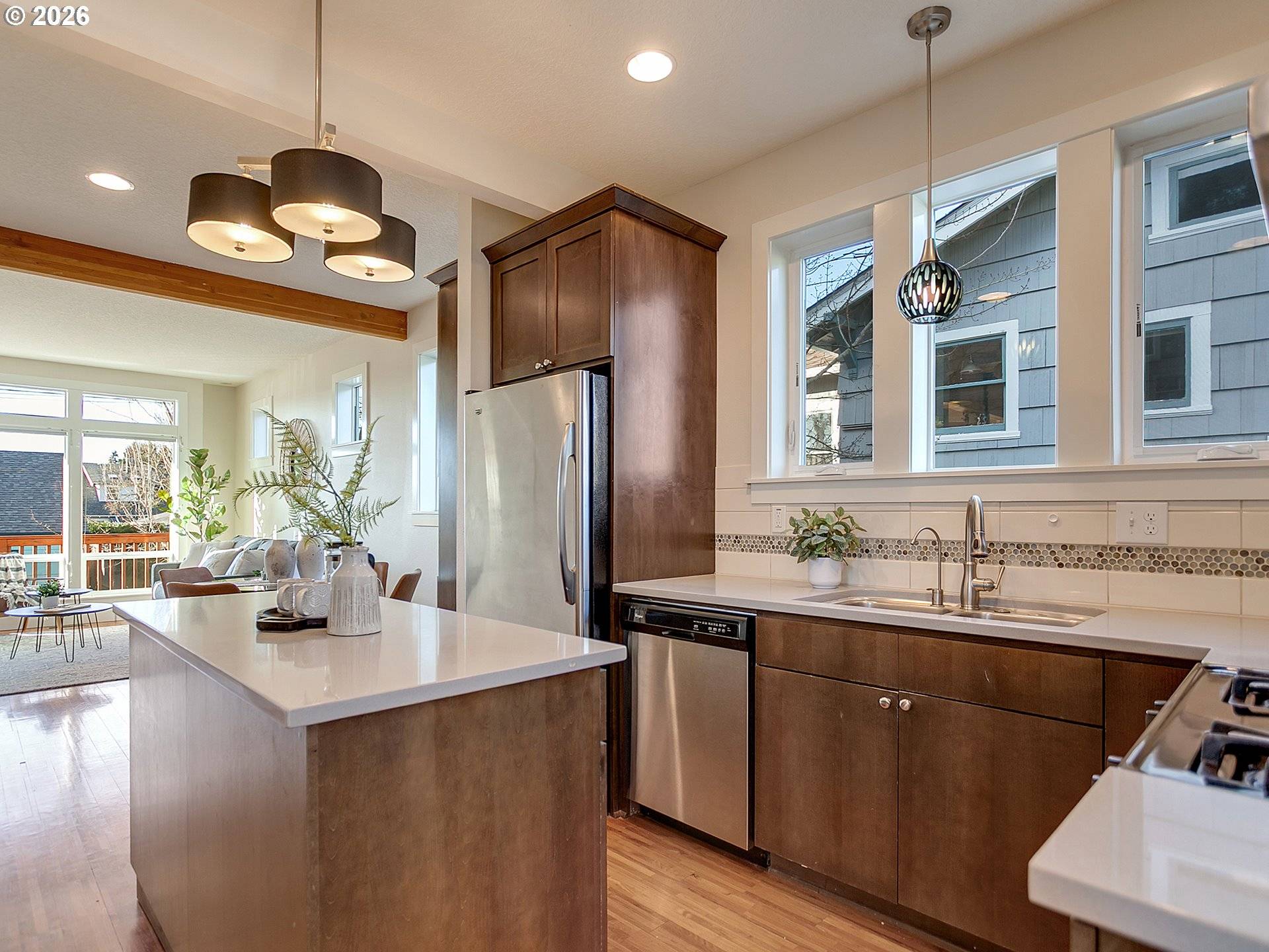 Portland, OR 97215,2216 SE 48TH AVE