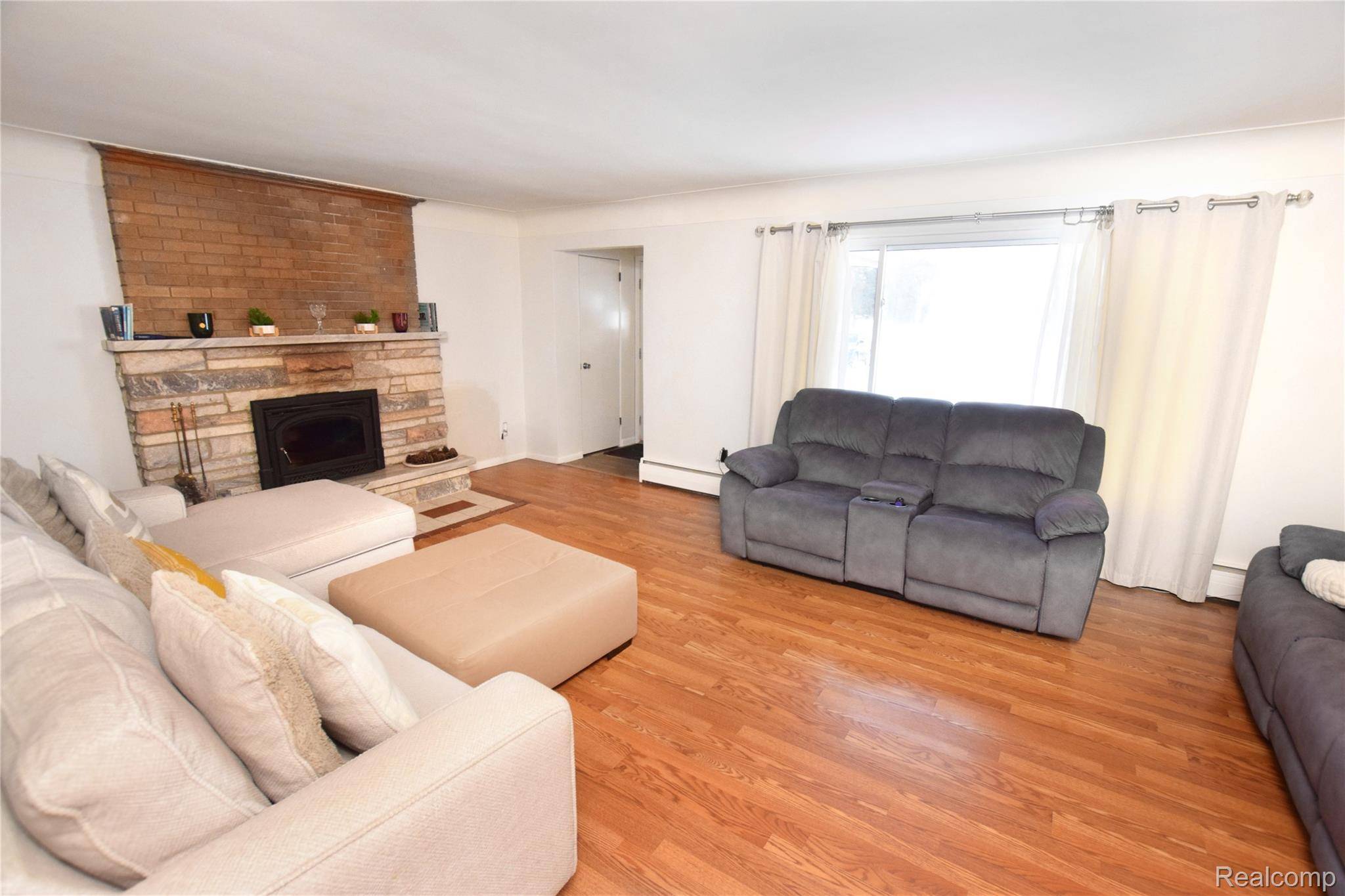 Flint, MI 48506,3179 Gehring DR