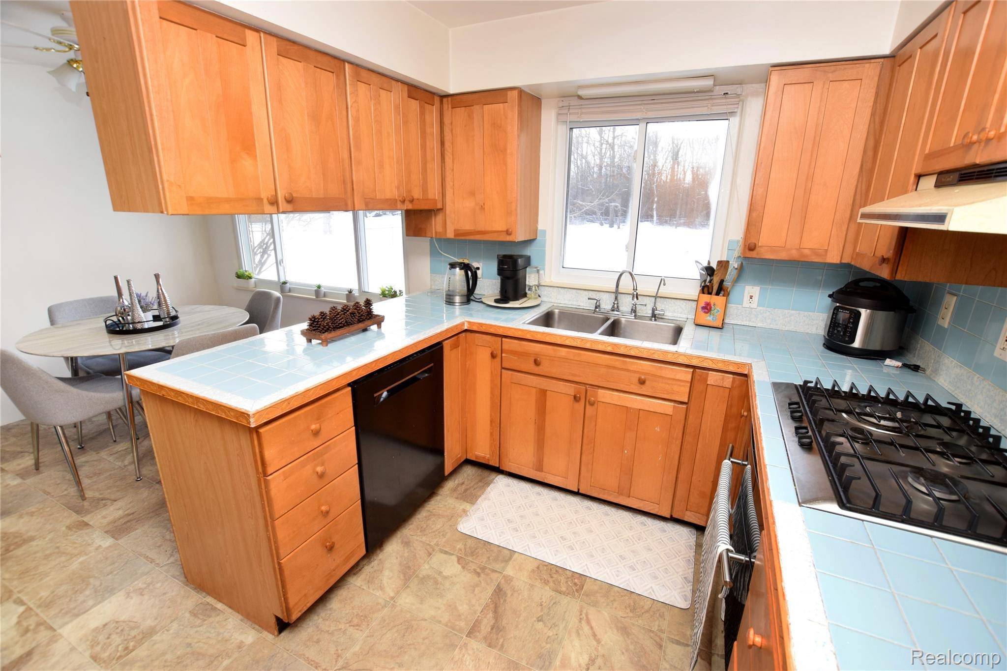 Flint, MI 48506,3179 Gehring DR