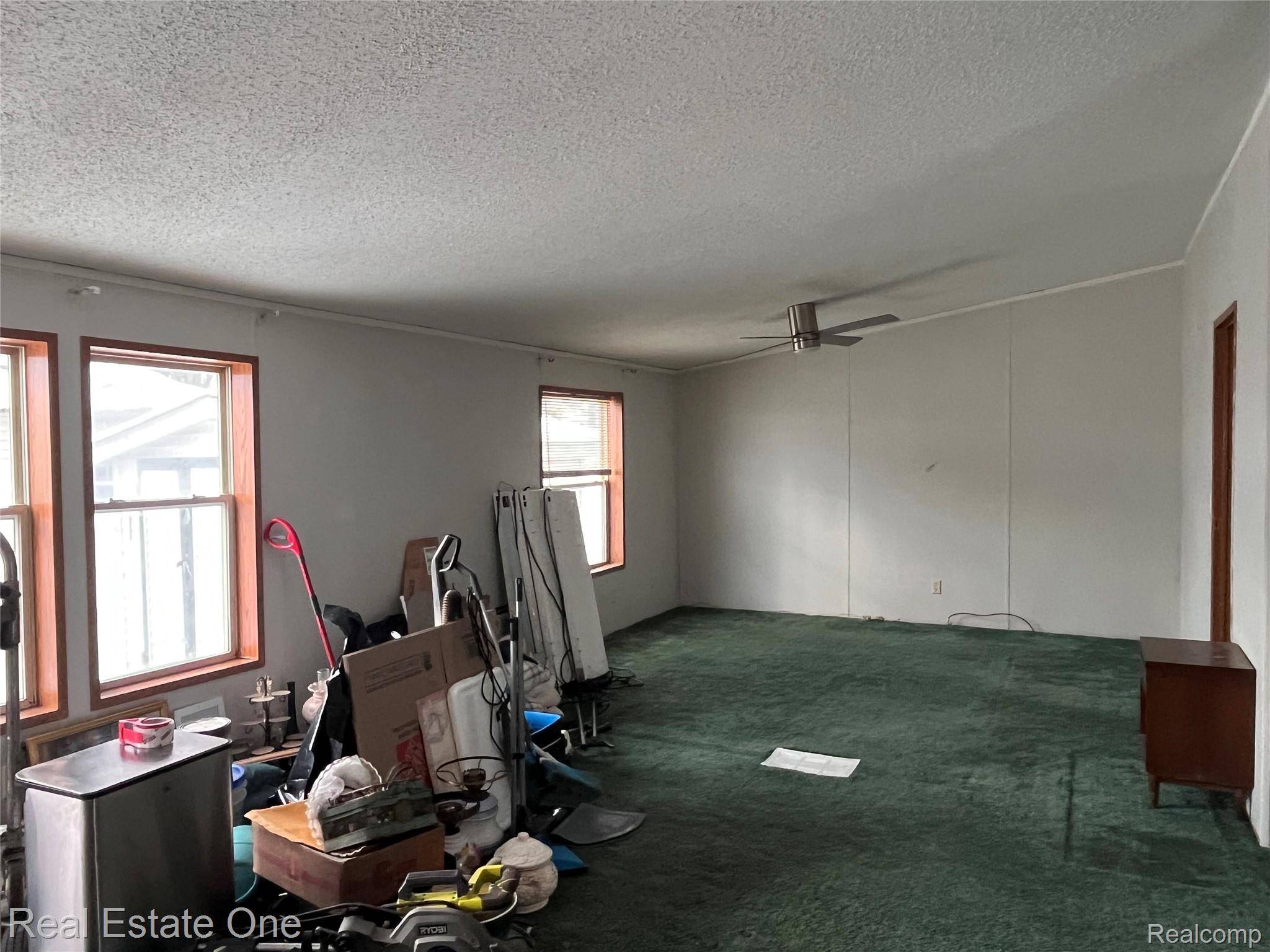 Oxford, MI 48371,211 Lakeshore CIR