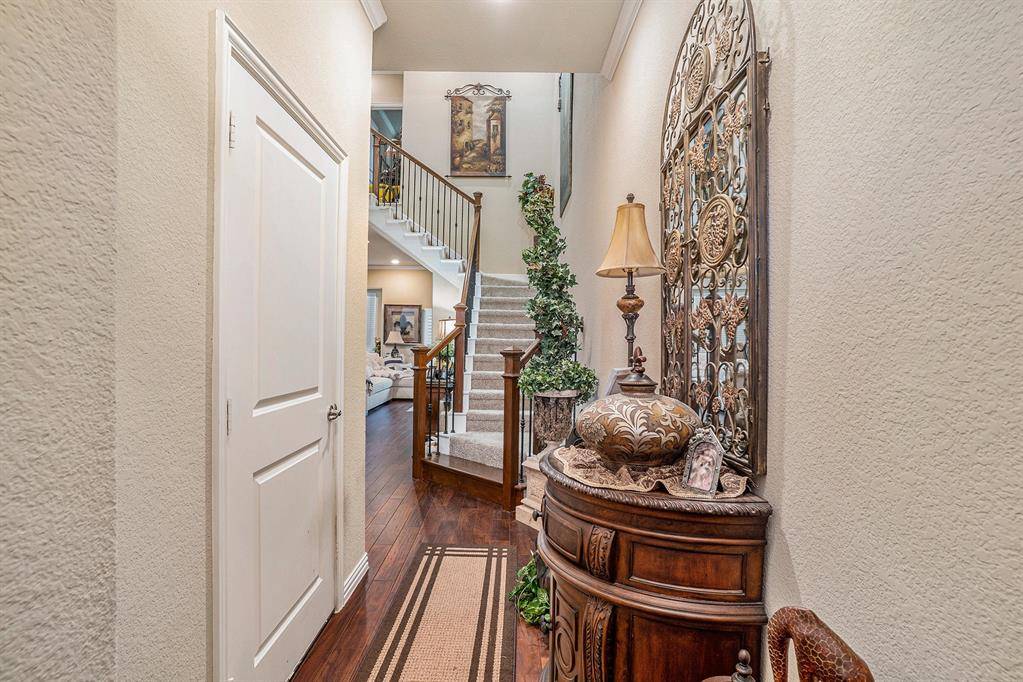 Burleson, TX 76028,1217 Summerset Lane