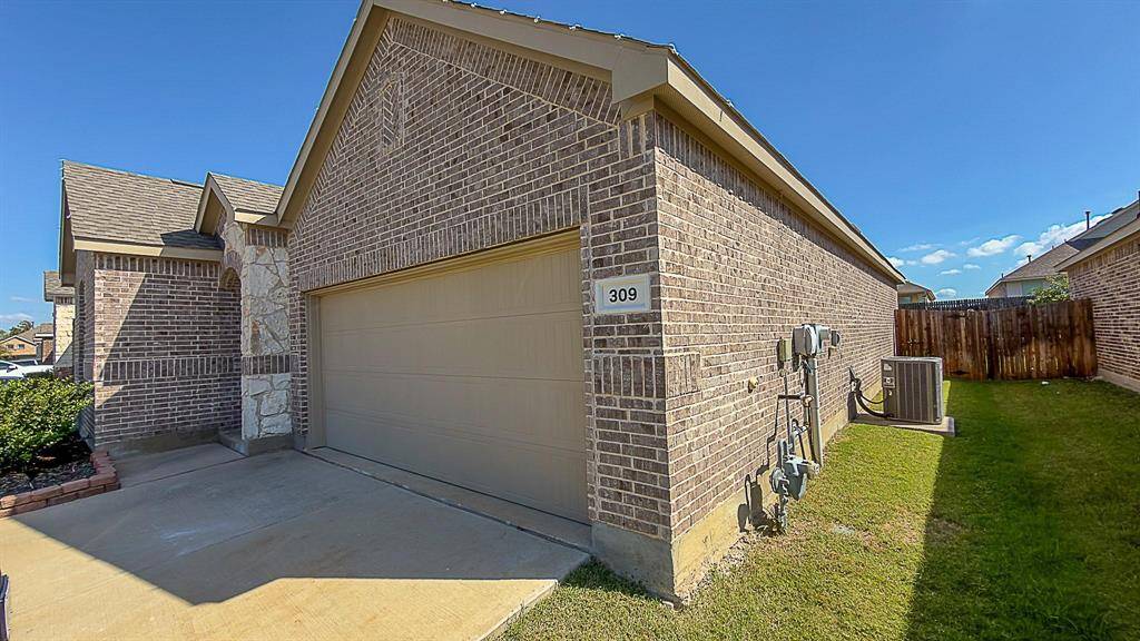 Princeton, TX 75407,309 Hackberry Street