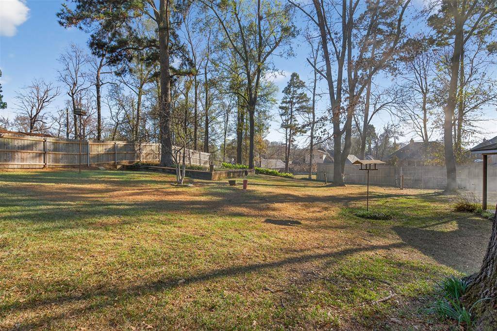 Haughton, LA 71037,8204 Heatherbrook Circle