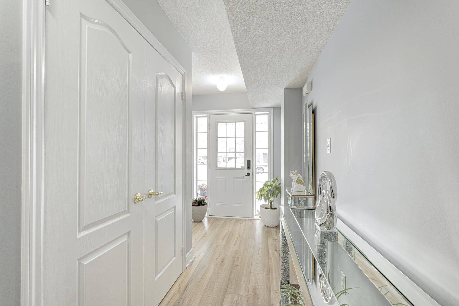 Brampton, ON L6Y 0R6,56 Arizona DR