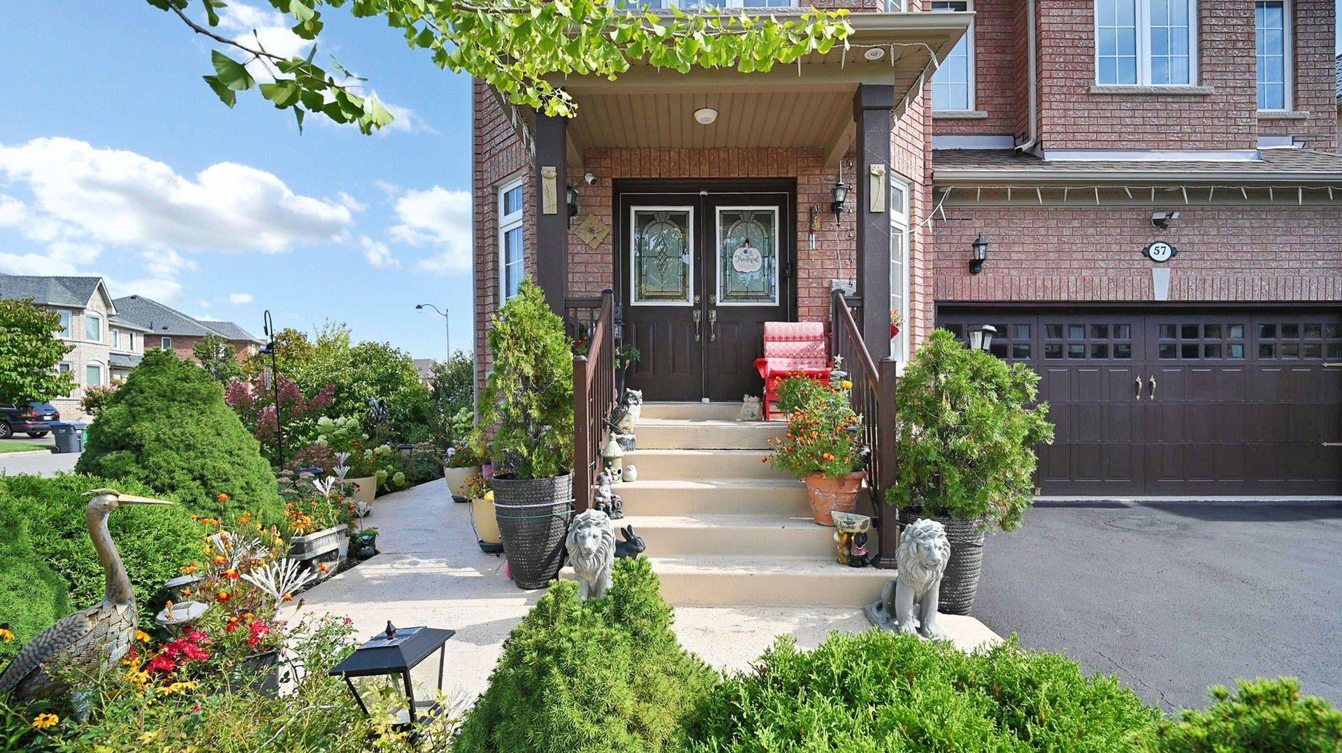 Brampton, ON L6R 0N7,57 Quailvalley DR